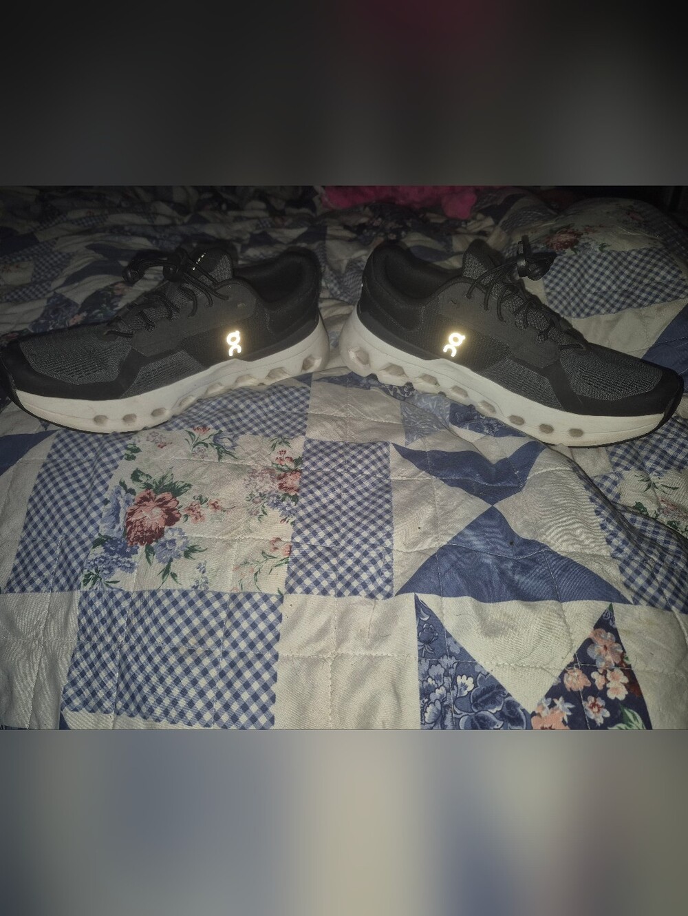 Size 10 On Running Black and White Women's Sneakers